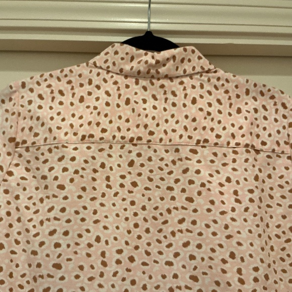 FOXCROFT Pink, Tan & White Leopard Print Corduroy Long Sleeved Blouse Size 8 - Picture 6 of 14